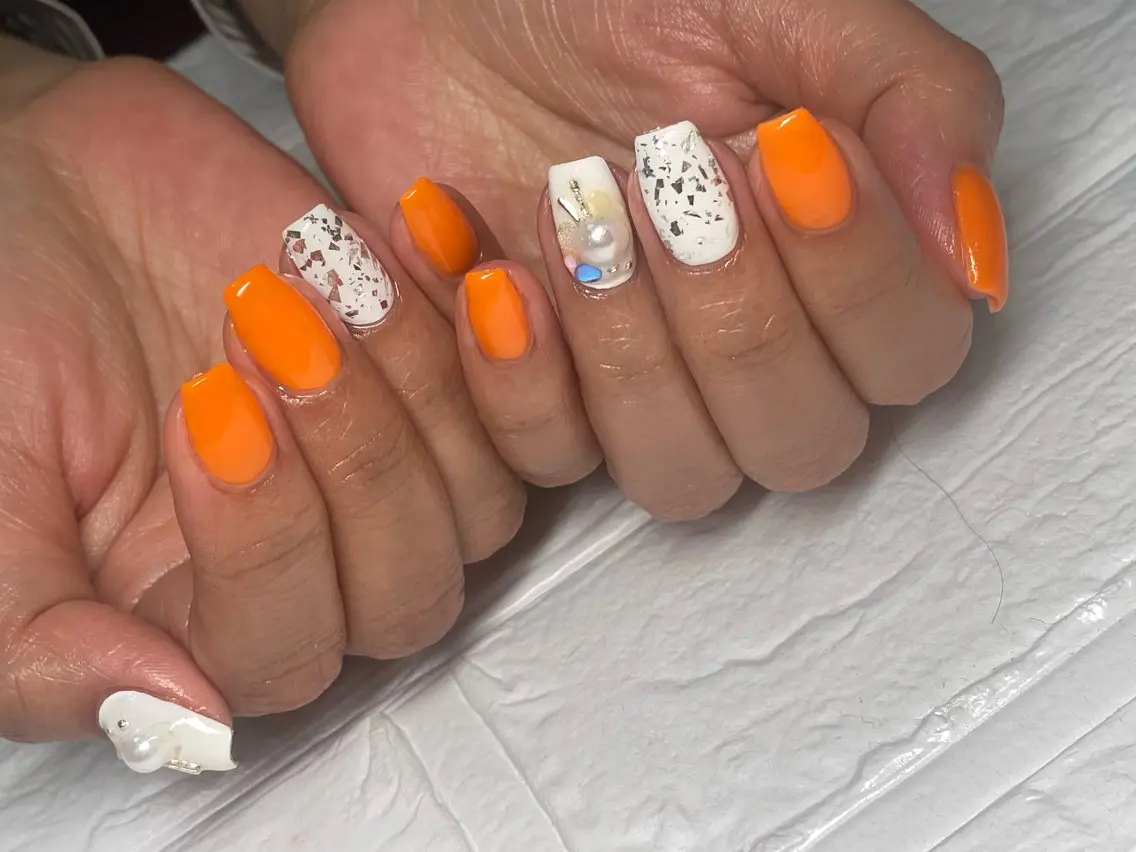ネイル TOMOMI NAILsのネイルデザイン