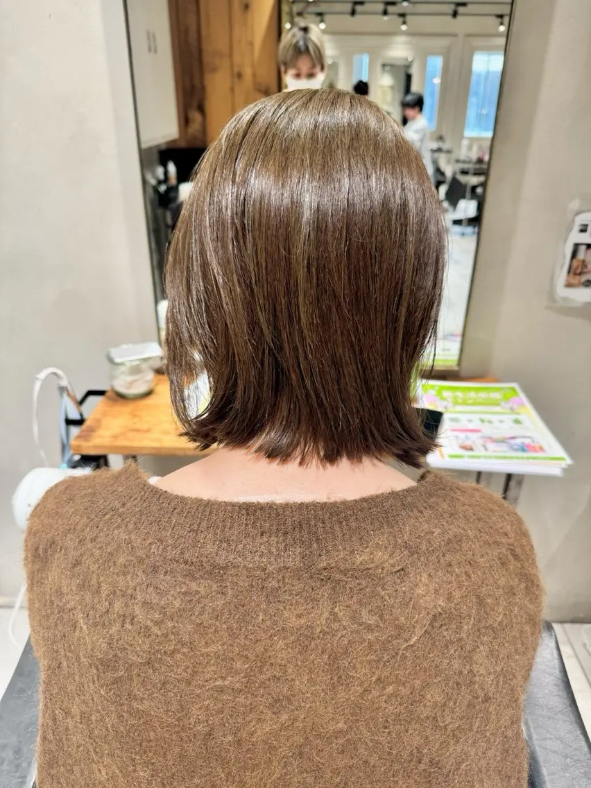 SAYA NEWTONのヘアスタイル