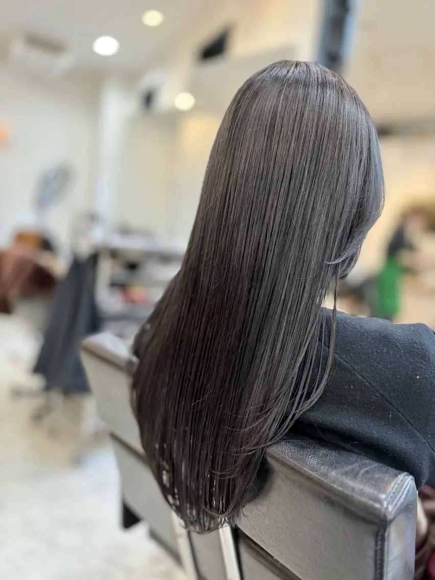 ロング カラー ブリーチ ダークシルバー シルバー レイヤーカット カット ヘアカラー トリートメント ☆毎月先着15名まで ☆シバタユートのヘアスタイル