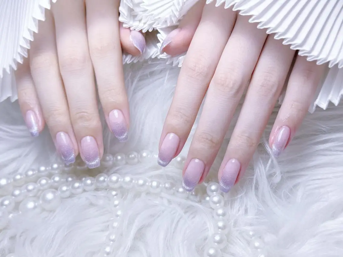 自爪🎀マグネットフレンチ🧲（ベース色付き）　オフ無しの写真