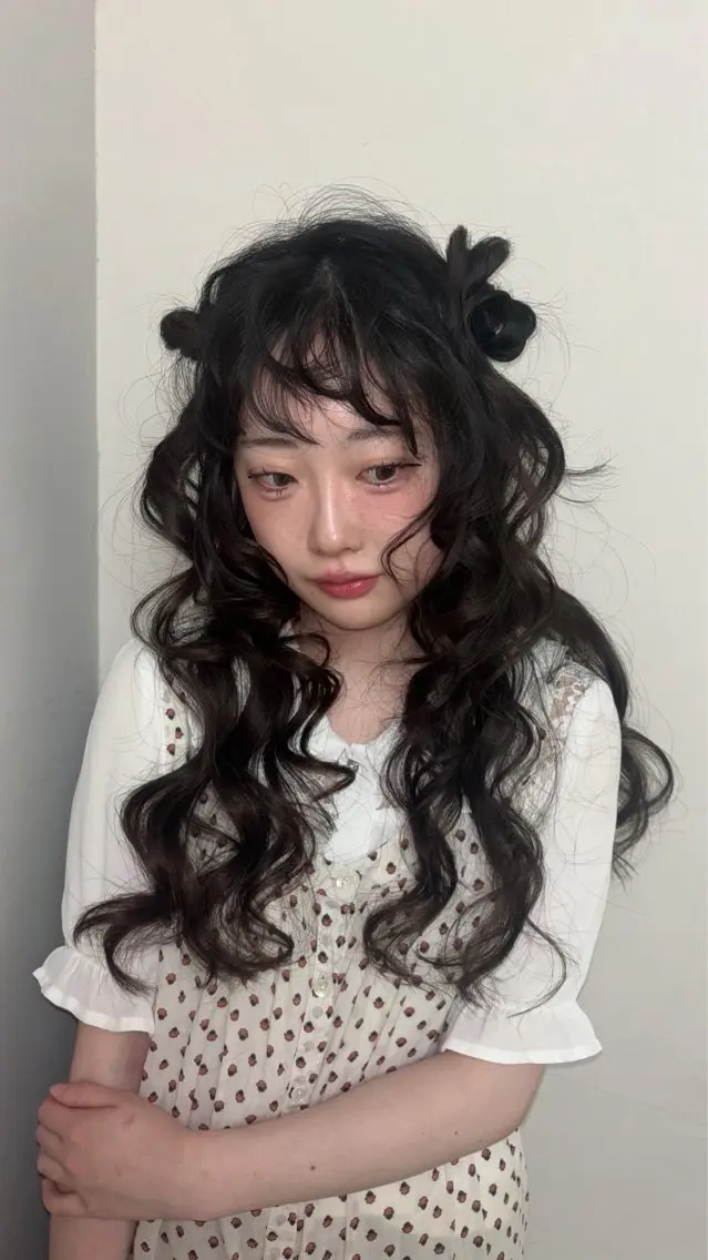 ロング ヘアカラー miteゆい カラーモデルのヘアスタイル
