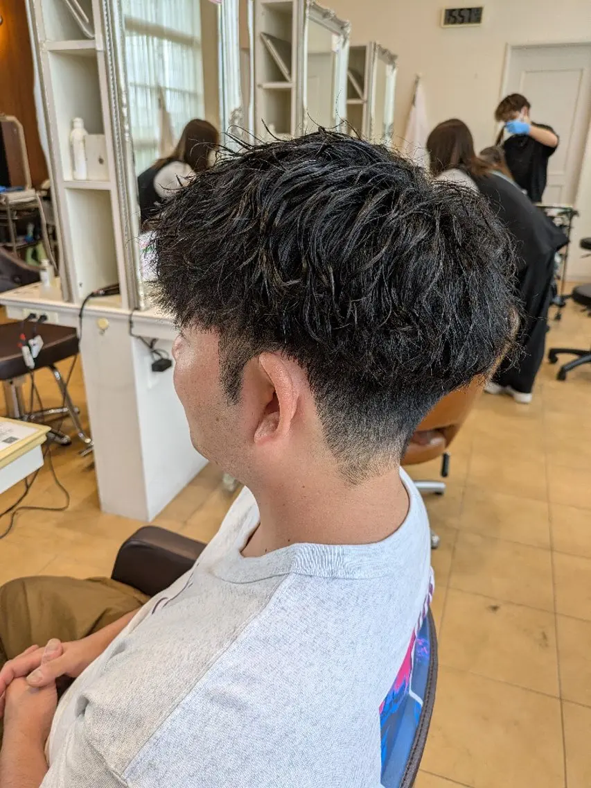 メンズ パーマ 本多 いぶきのヘアスタイル