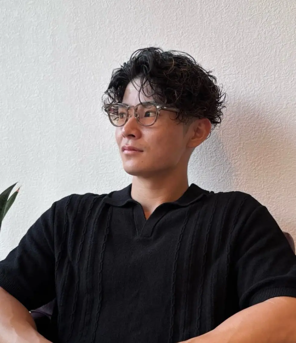 ショート パーマ メンズ 榊原 貫太のヘアスタイル