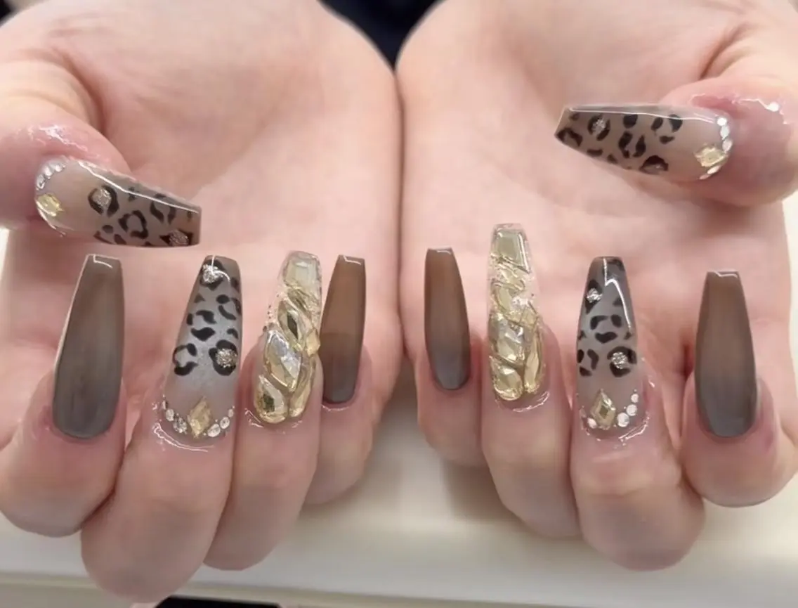 ネイル オーロラネイル チークネイル フットネイル ジェルネイル 韓国ネイル ハンドネイル H.baby Nail Salonのネイルデザイン