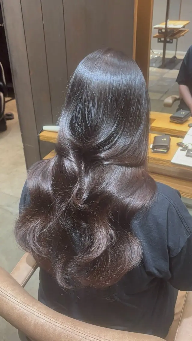 ロング カラー ブリーチ ブラウンカラー とがみ ともきのヘアスタイル