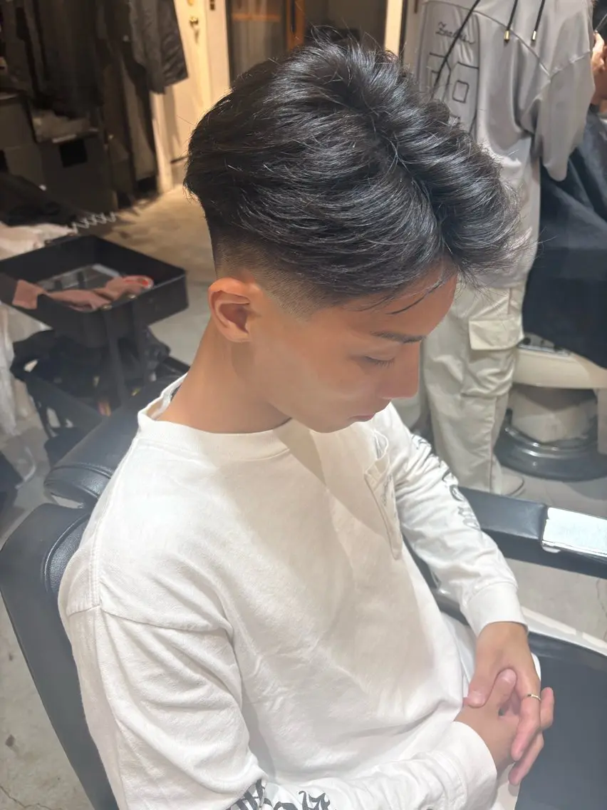 メンズ フェードカット 大塚 真聖のヘアスタイル
