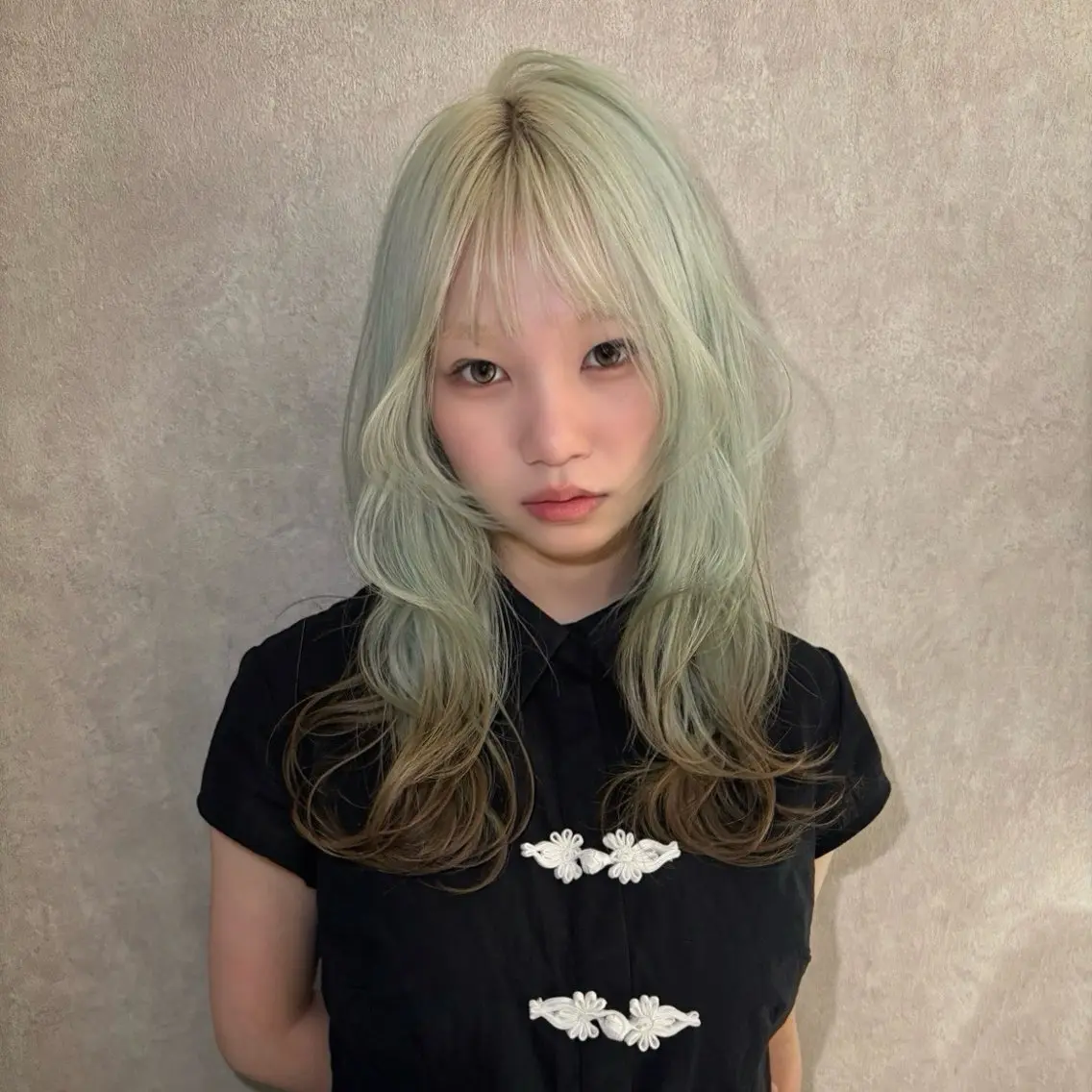 カラー ブリーチ デザインカラー ハイトーンカラー ヘアカラー YUI/ ハイトーン デザインカラーのヘアスタイル
