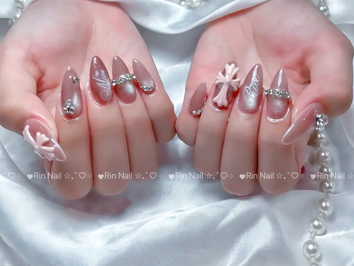 ネイル オーロラネイル ブルー フラッシュネイル フラワーネイル フットネイル ハンドネイル Rin Nail 新大久保店のネイルデザイン