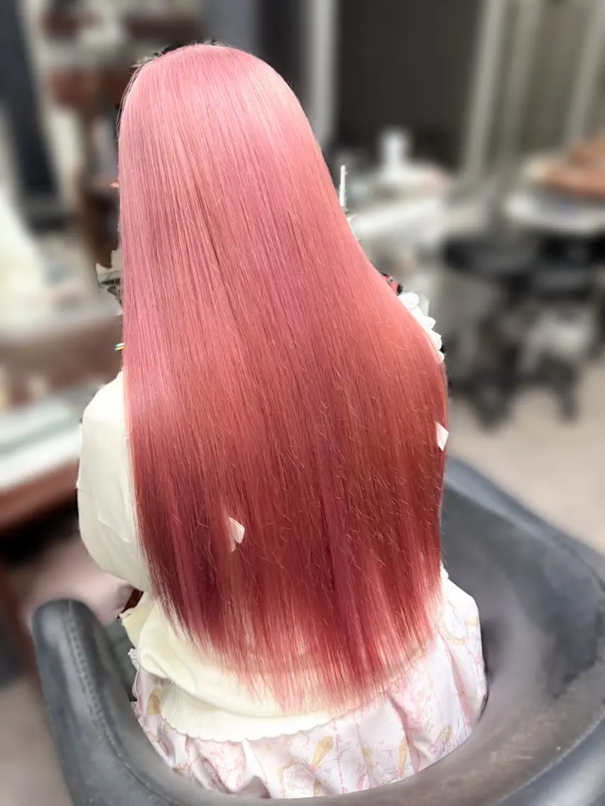 ロング カラー カット ヘアカラー トリートメント エクステ ハイトーンエクステ 🎩カズキ🎩のヘアスタイル
