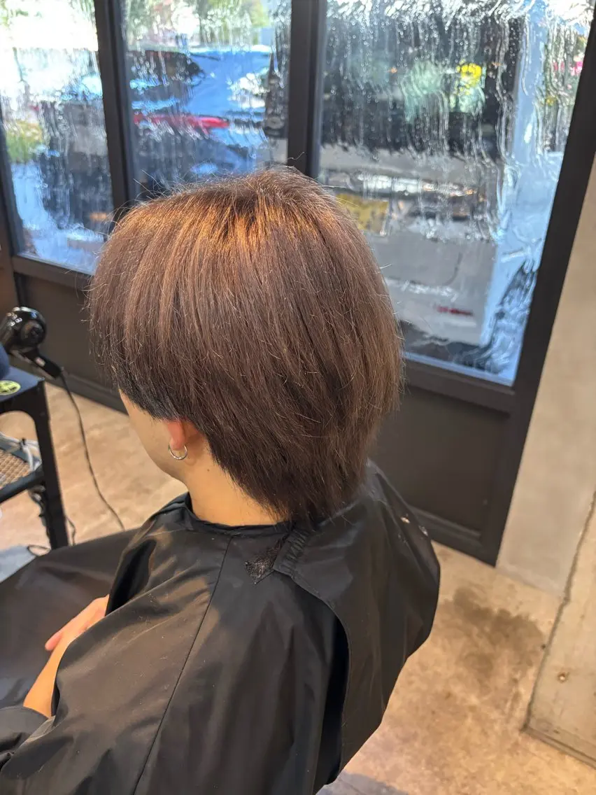 カラー 吉田 光希のヘアスタイル