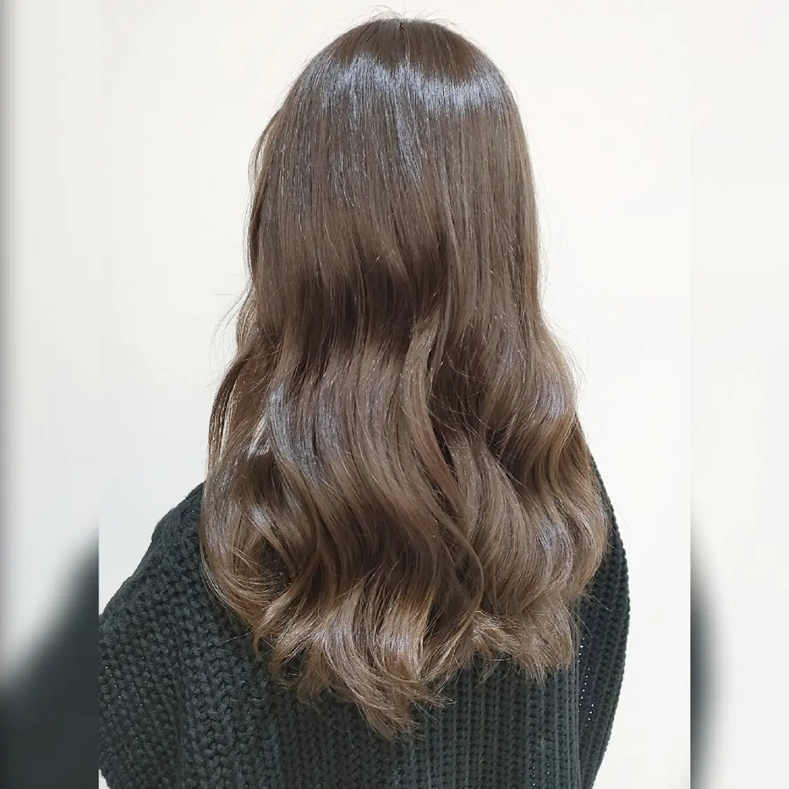 ロング カラー アッシュ ベージュカラー 💜Ayala 🌈SHIHO💜のヘアスタイル
