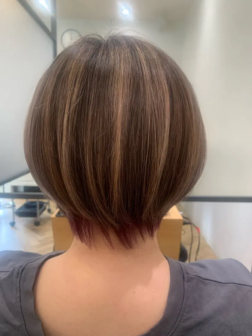 ショート カラー ハイライトカラー インナーカラー ハイライト 大人ヘア✨髪質改善 ✨艶髪＊今泉のヘアスタイル