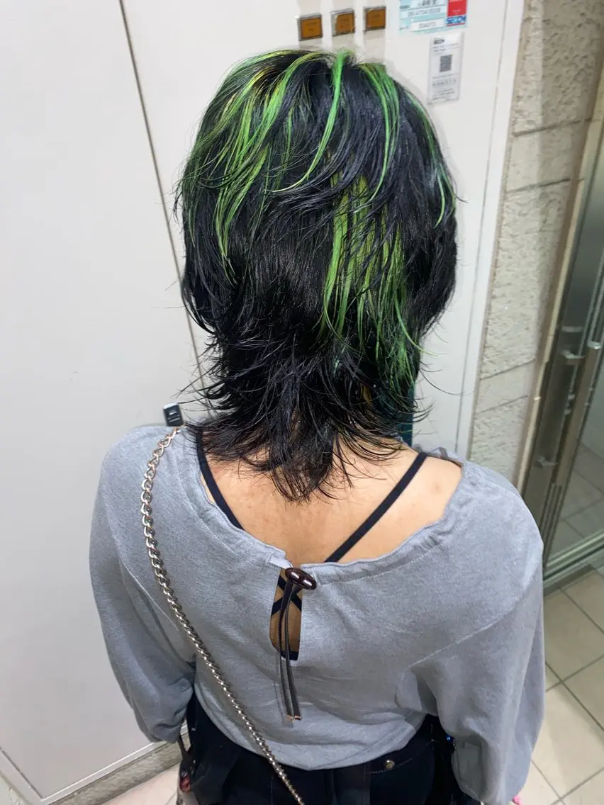 ショート カラー 心斎橋/デザインカラ ー/海外風/ナツミのヘアスタイル