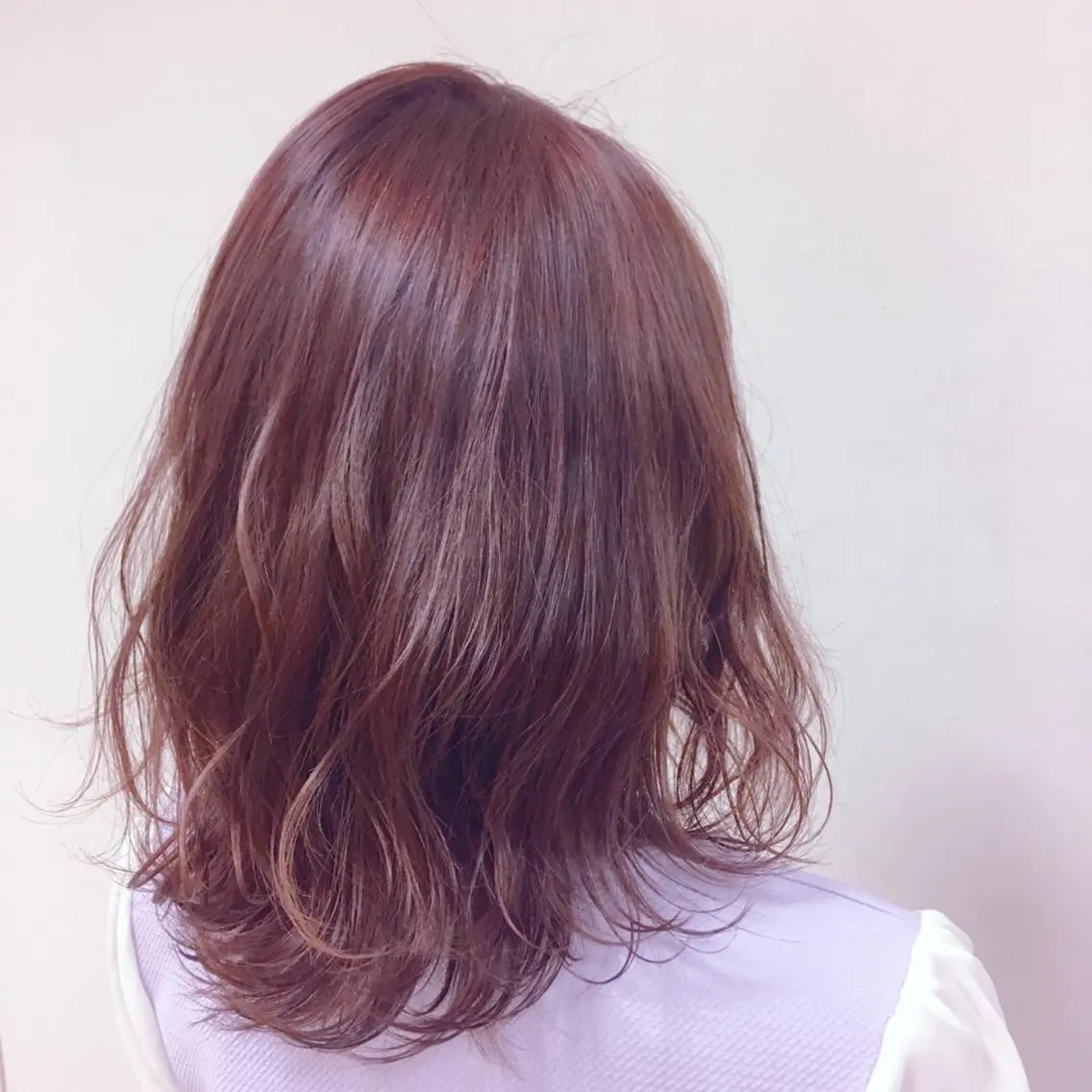 ミディアム カラー ヘアアレンジ ヘアカラー トリートメント 【Sweep】おじま のぞみのヘアスタイル