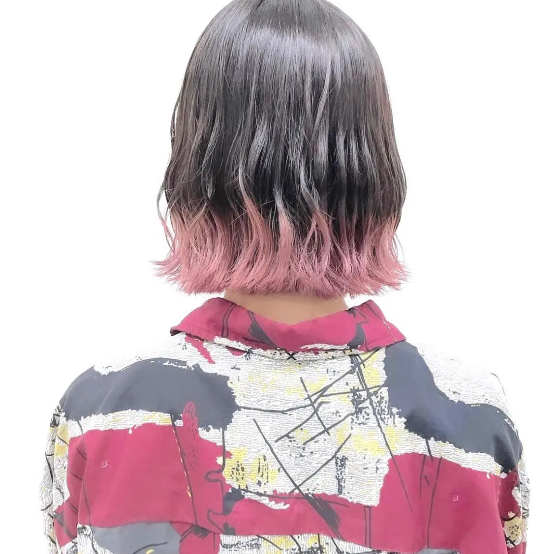 カラー ピンクカラー ケアブリーチ 黒瀬有汰のヘアスタイル