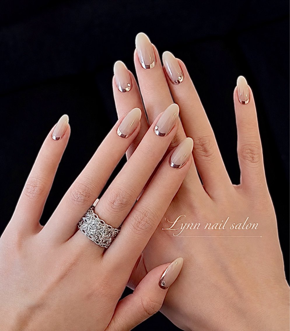 ネイル ボルドー ブラウン フットネイル フレンチネイル グラデーション ハンドネイル Lynn_ Nailのネイルデザイン