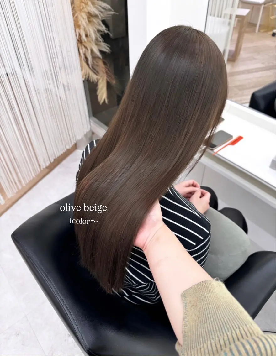 ロング カラー ベージュカラー ブリーチ 透明感カラー ブリーチなしカラー オリーブベージュ ヘアカラー Parve Mix/ 平 奈果🎀のヘアスタイル