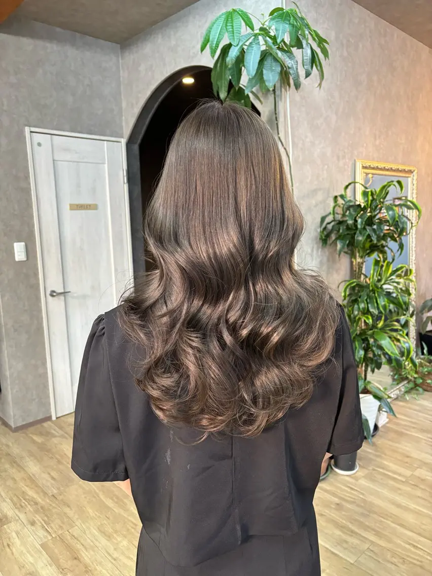 ロング カラー カット ヘアカラー トリートメント NODE HAIRのヘアスタイル