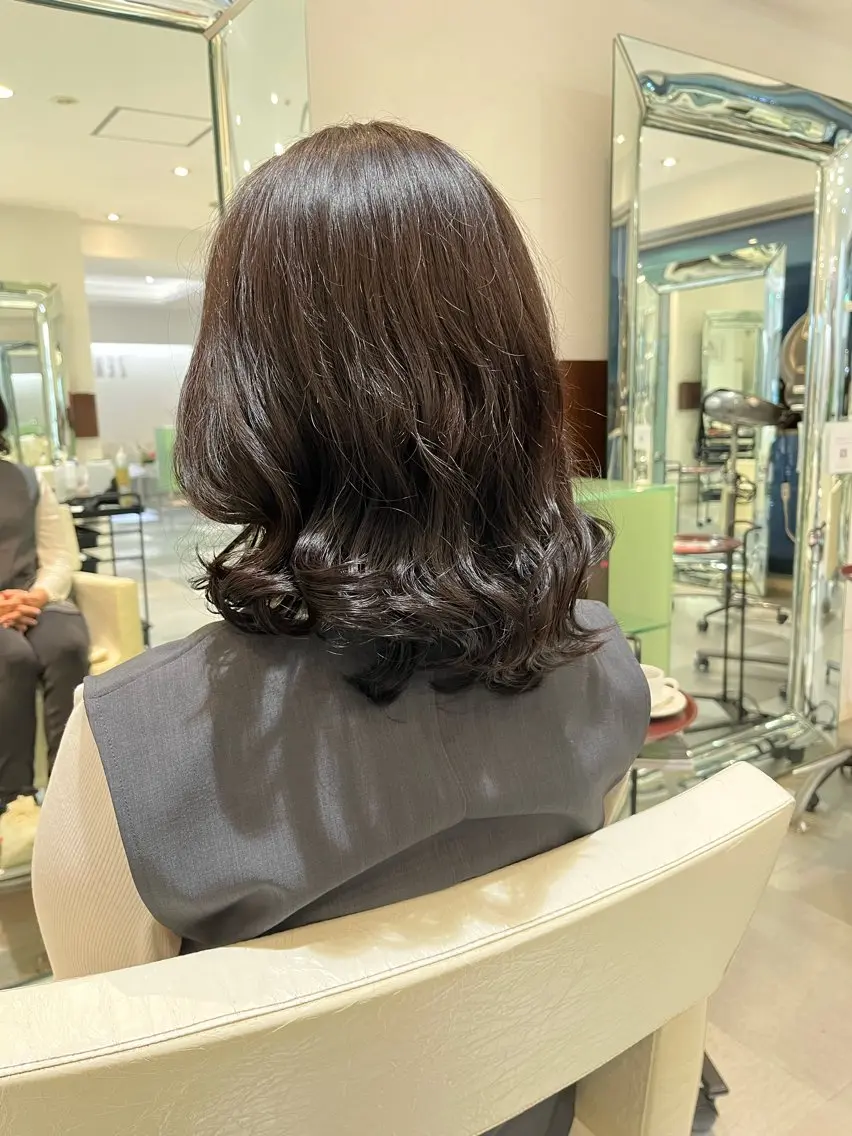 ロング パーマ カット パーマ トリートメント コテ巻き風パーマ 藤澤　知彌のヘアスタイル