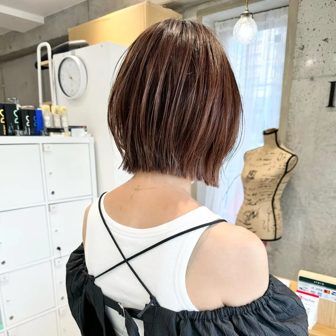 ショート 会田有紀 /切りっぱなしボブのヘアスタイル