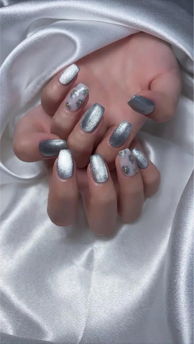 ネイル マグネットネイル ハンドネイル Kayo 💅のネイルデザイン