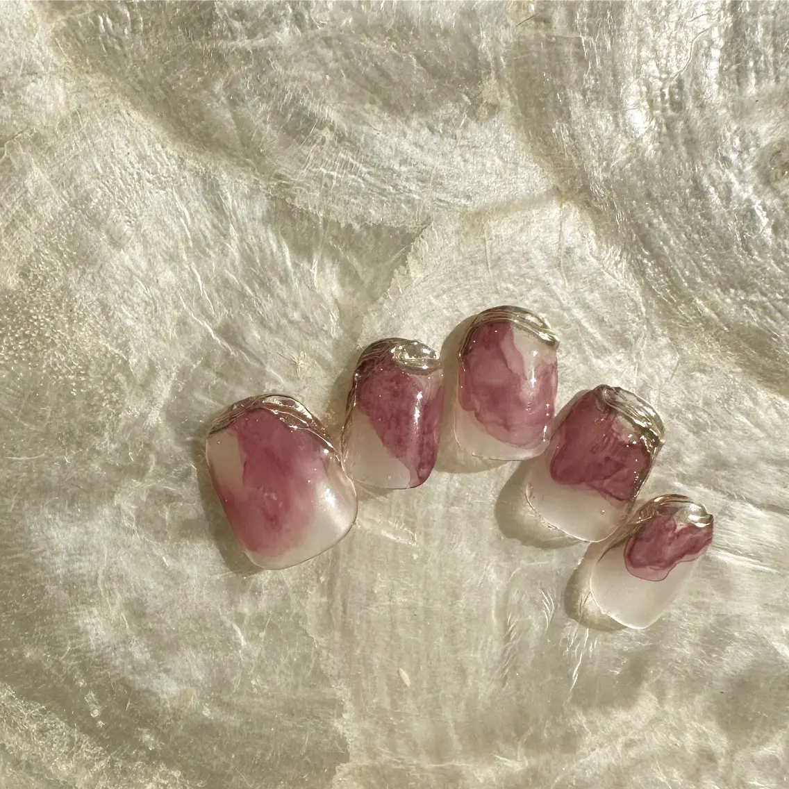 ネイル アートネイル クリアネイル 氷ネイル・うるうるネイル 韓国ネイル ミラーネイル 🪞KAPE NAIL 🪞のネイルデザイン