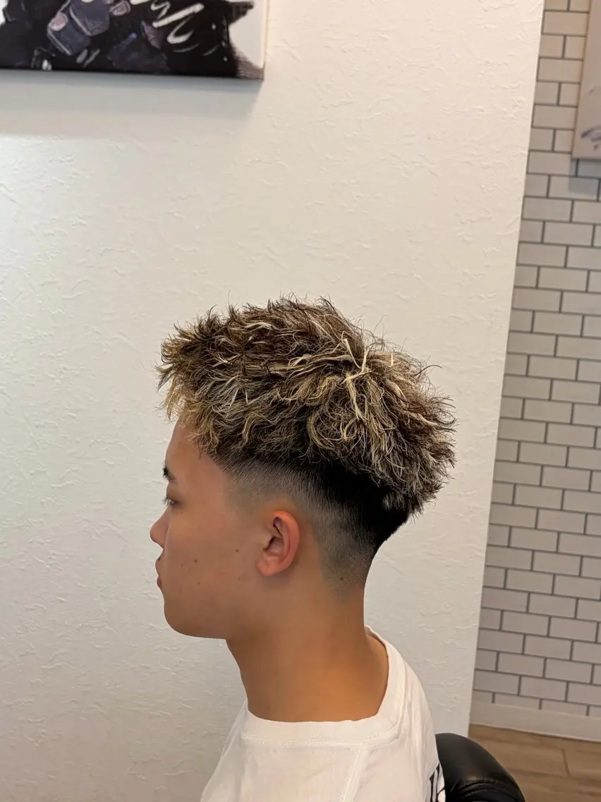 カラー パーマ メンズ メンズメッシュ メッシュ カット ヘアカラー ヘアセット men'sヤマカワ /【琉生】のヘアスタイル