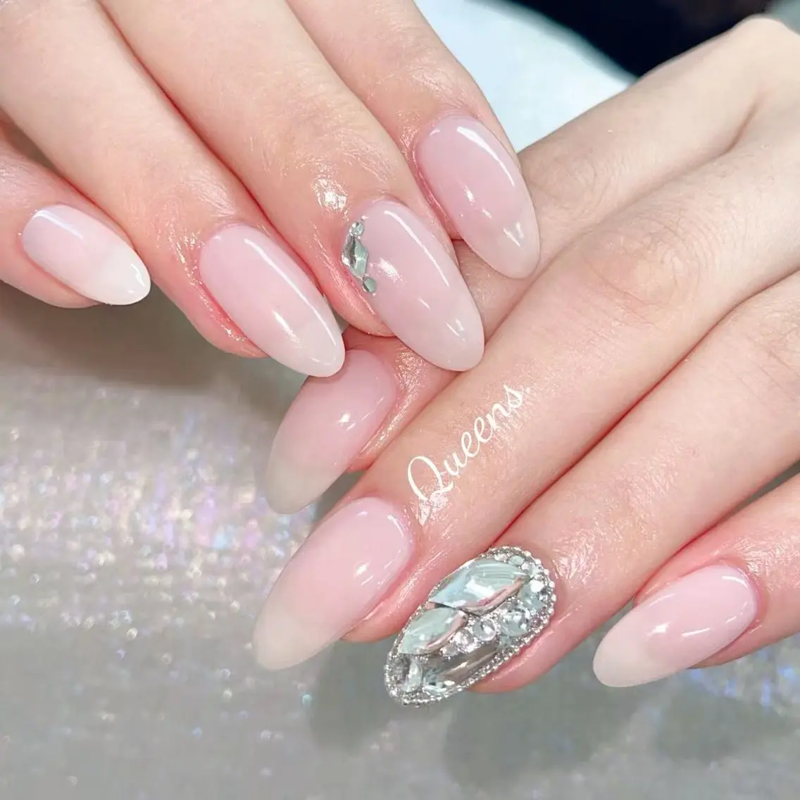 ネイル Queens ゲンのネイルデザイン