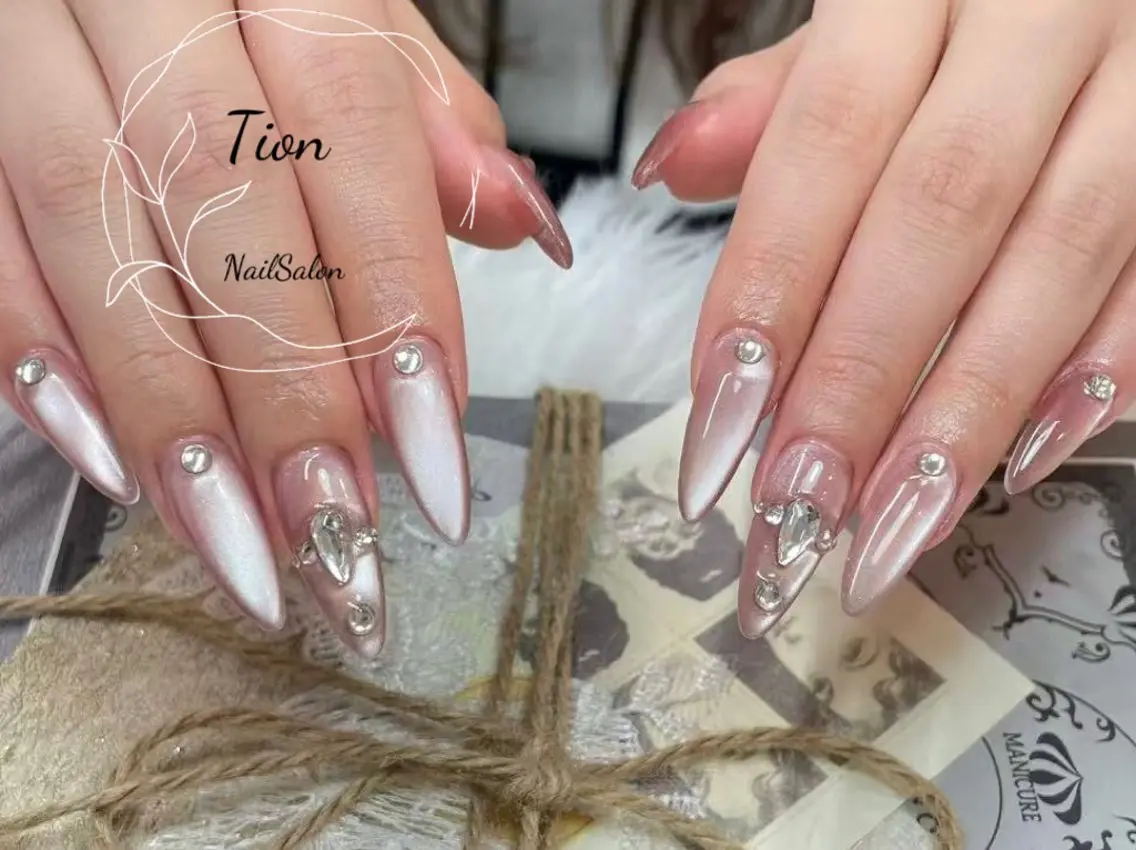 ネイル チークネイル 長さ出し フットネイル フレンチネイル ジェルネイル Nailsalon Tion武蔵小杉店のネイルデザイン