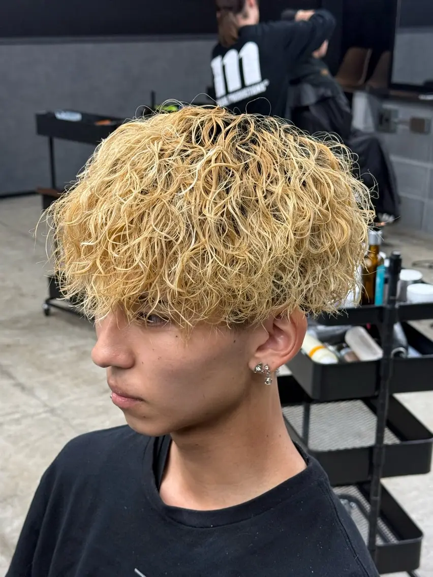 ミディアム ミディアムパーマ 千葉 優斗のヘアスタイル