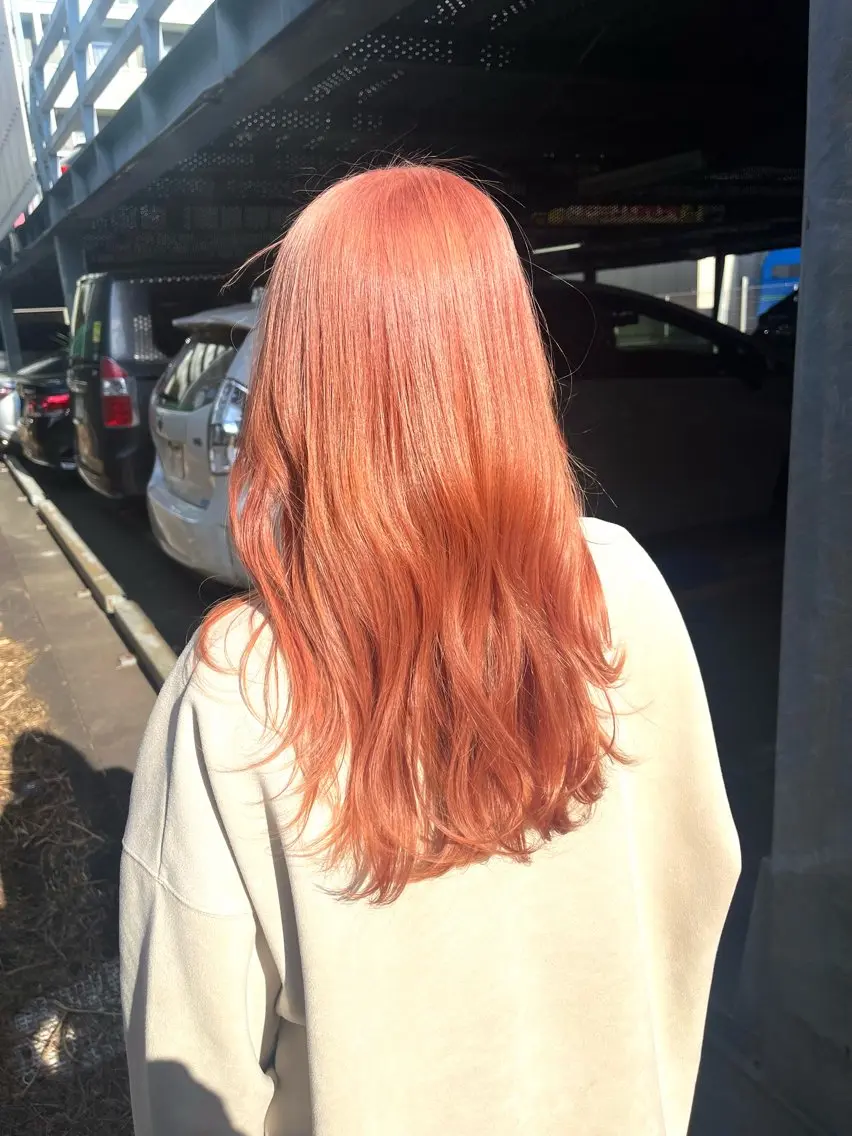 セミロング カラー ベージュカラー ブリーチ ピンクカラー ピンクベージュ 柴田 翔太郎のヘアスタイル