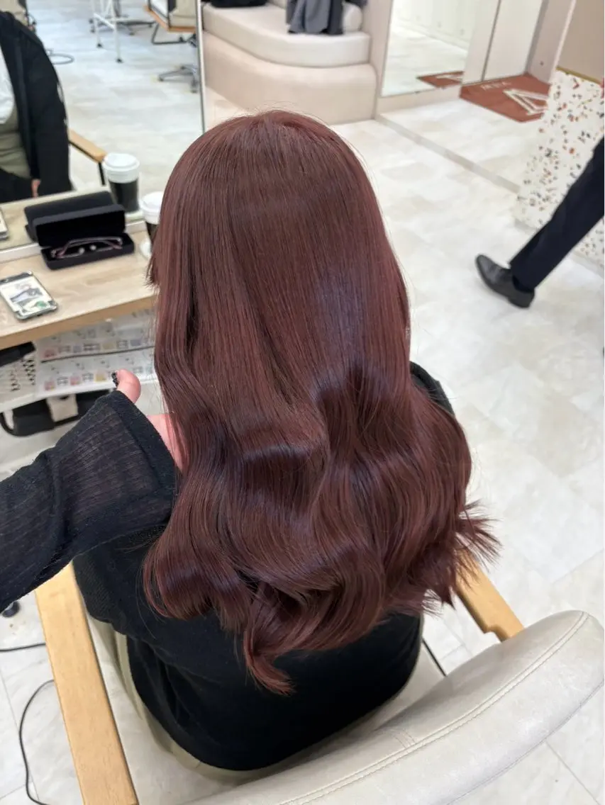 ロング カット ヘアカラー トリートメント 松本 彩夢のヘアスタイル