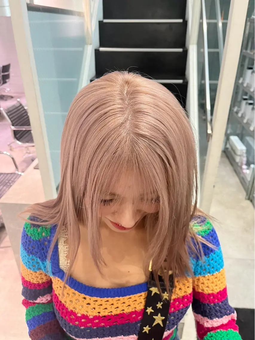【根元のみブリーチリタッチ⭐️初回ミニモ学割】ブリーチリタッチ＋カラー＋トリートメント［ダブルカラー/ブリーチ/韓国］の写真
