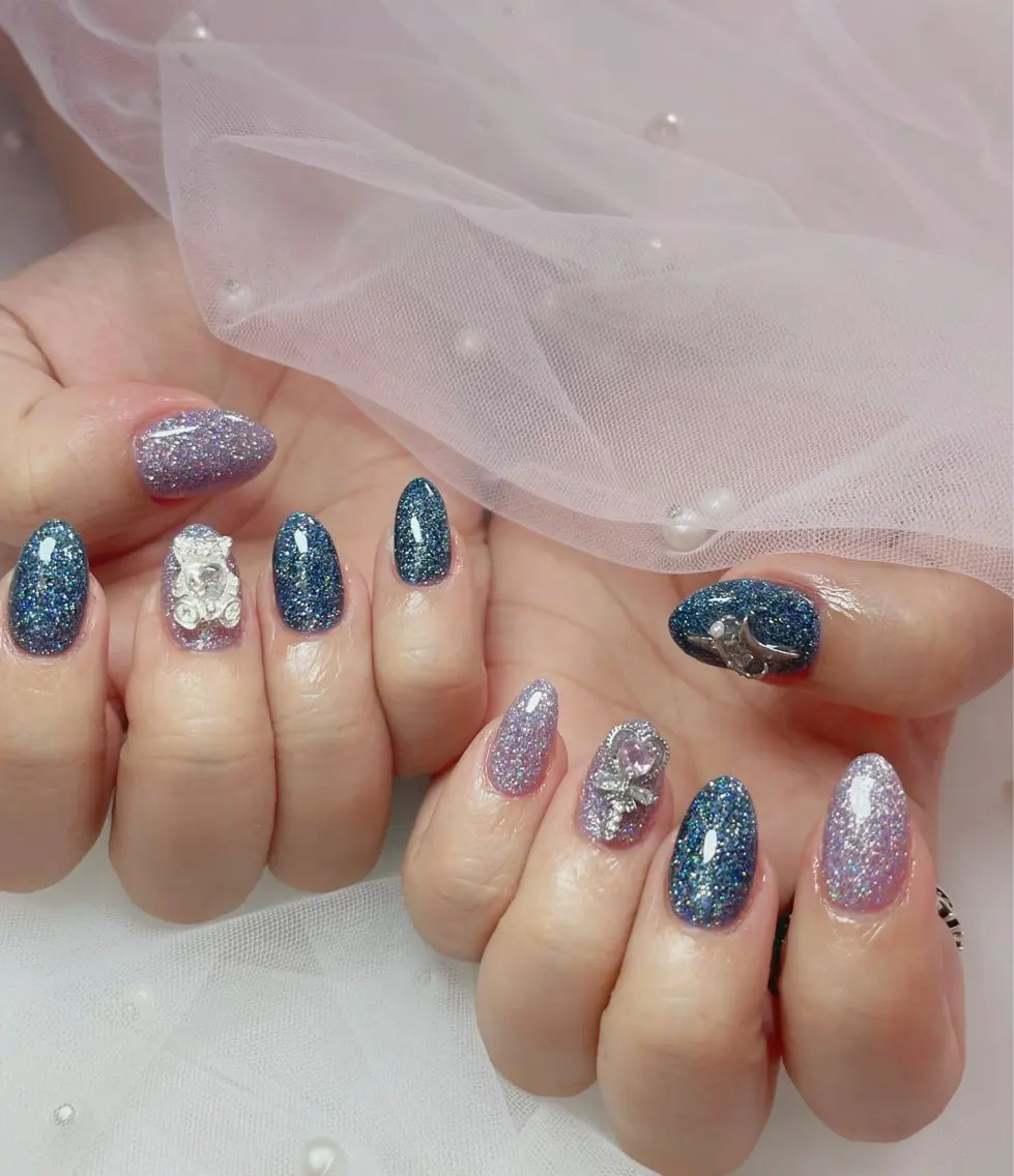 ネイル オーロラネイル 長さ出し フットネイル 韓国ネイル ラメ(グリッター) 👍thumbs up nail👍のネイルデザイン
