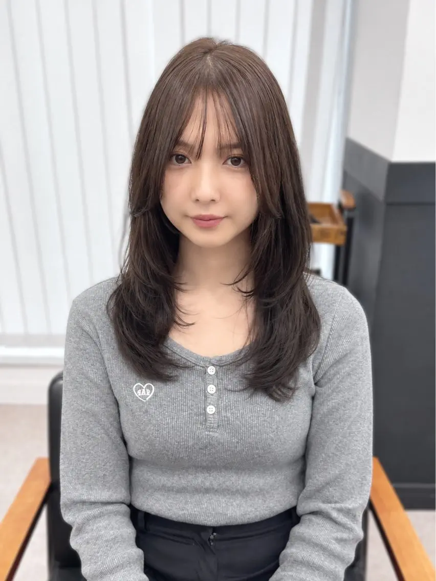 セミロング カラー パーマ ヘアアレンジ メンズ キッズ カット ヘアカラー 顔まわりで差がつく 🌿似合わせカットのヘアスタイル