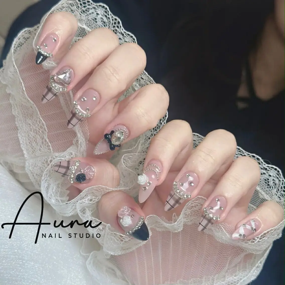 ネイル ハンドネイル Aura Nail HanNaのネイルデザイン