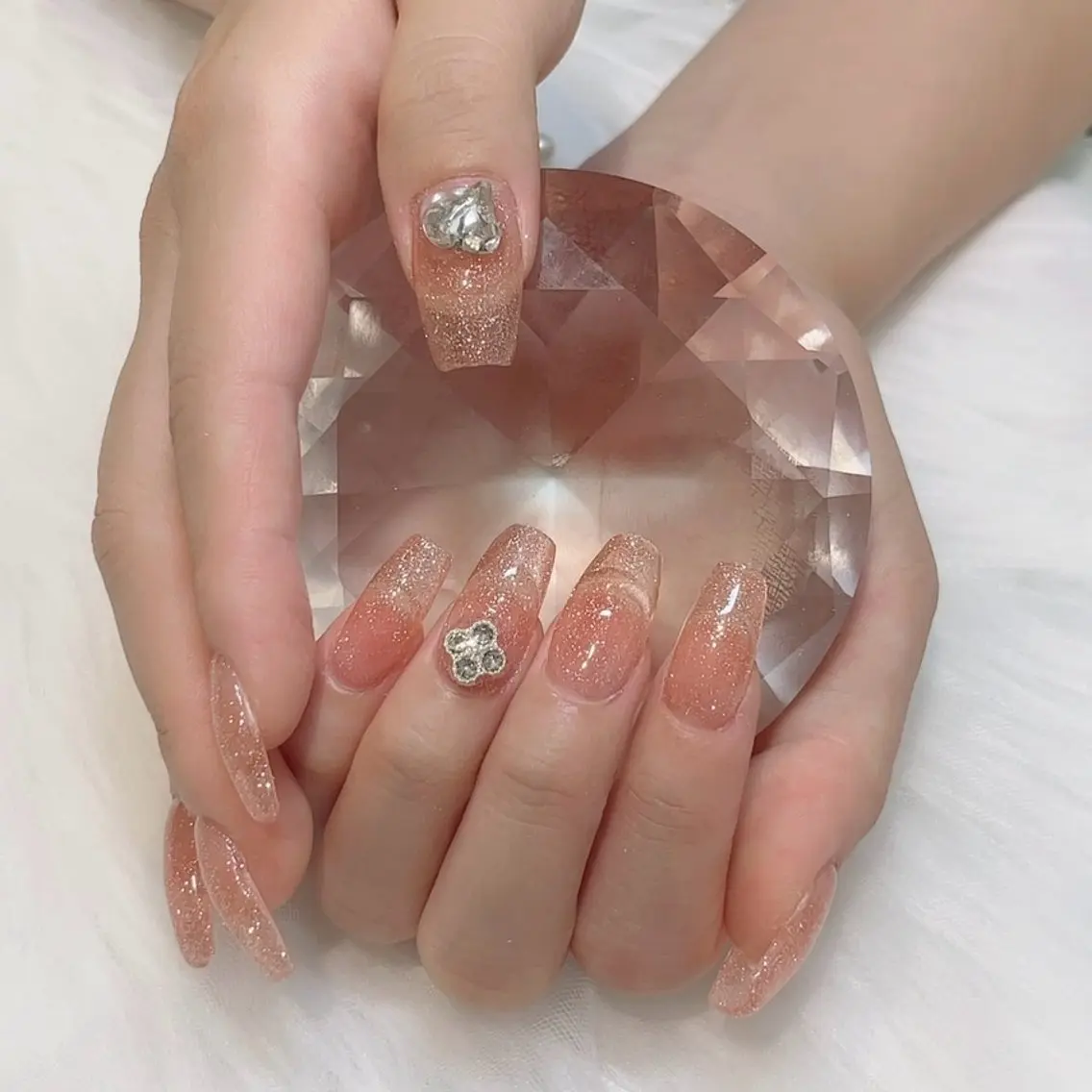 ネイル フラッシュネイル ハンドネイル hana 🎀💫のネイルデザイン