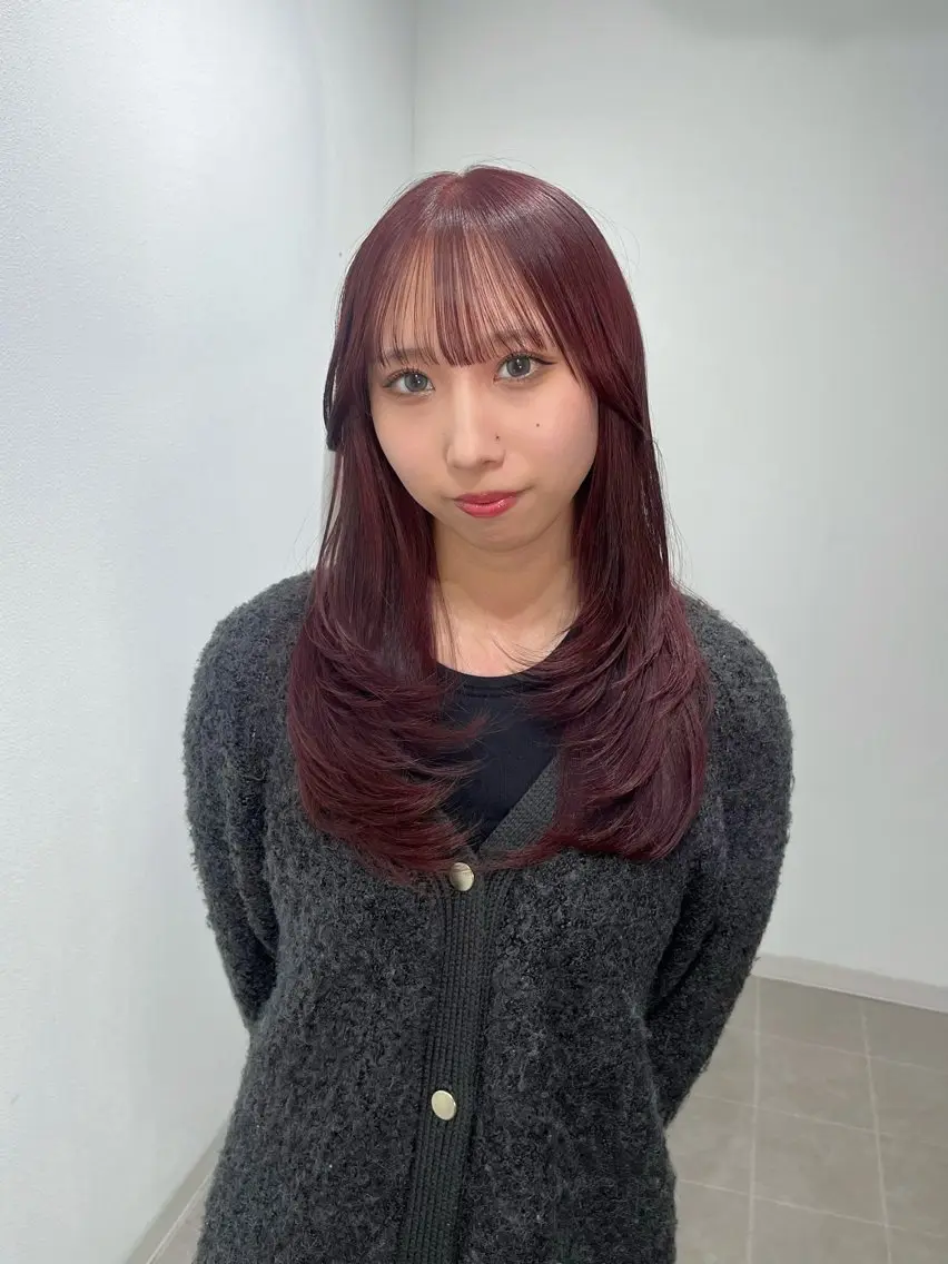 セミロング カラー レッドカラー 韓国ヘア🇰🇷 RYOTAのヘアスタイル