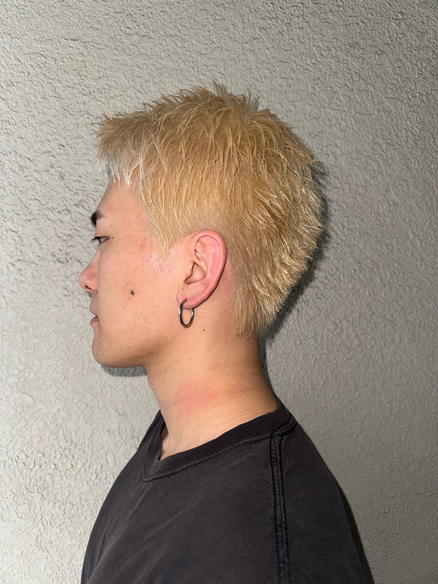 ショート カラー メンズ メンズブリーチ フェードカット メンズショート スキンフェード スパイキーショート カット ヘアカラー トリートメント 💈メンズ特化💈 TASUKUのヘアスタイル