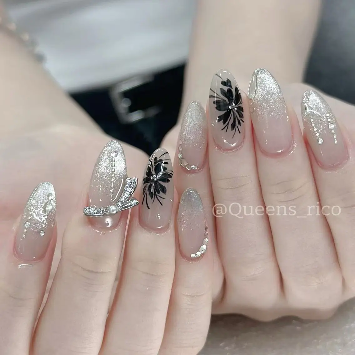 ネイル ハンドネイル Queens マオのネイルデザイン