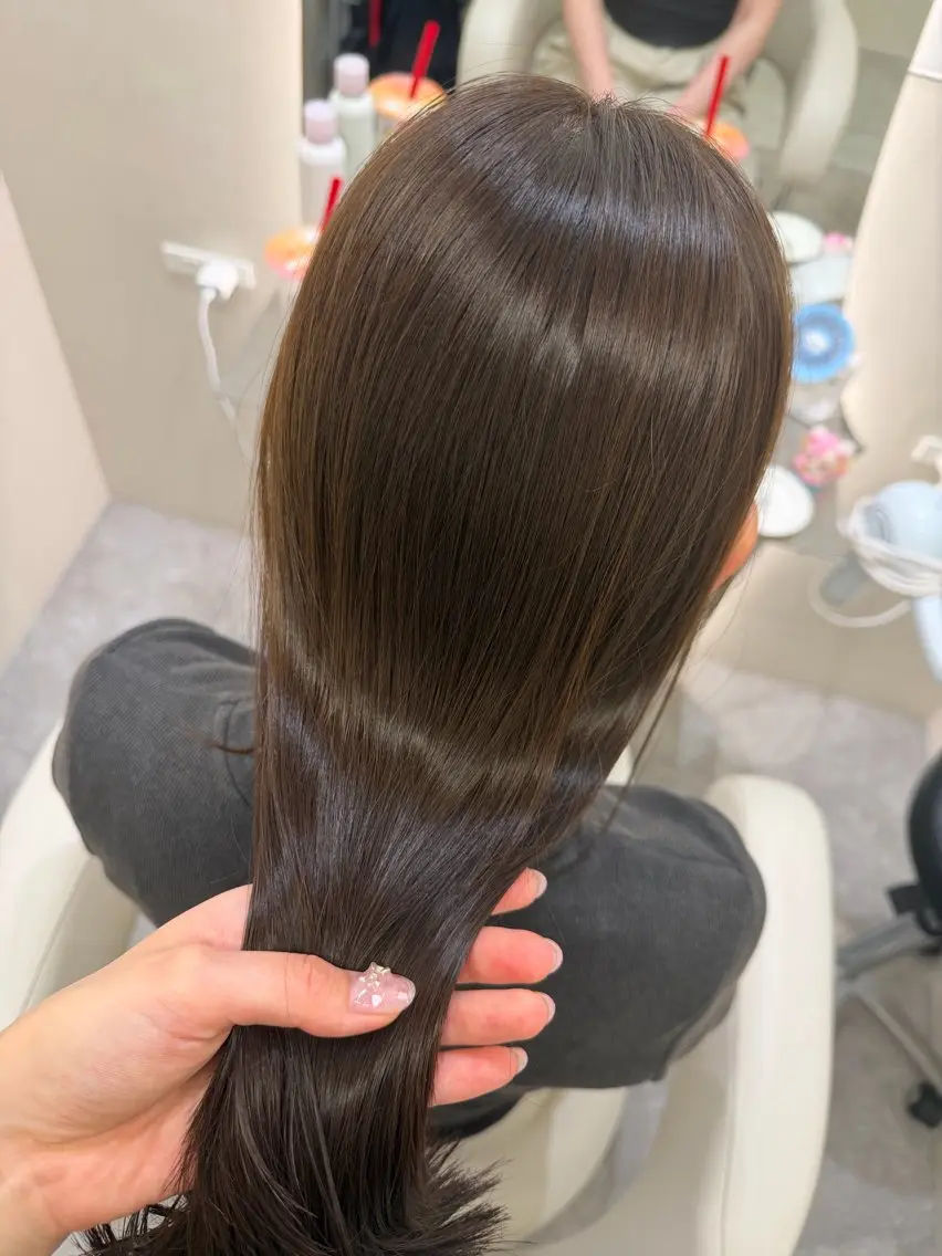 プレミアムケアカラー＋FLOWDIAトリートメントの写真
