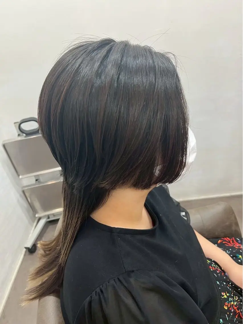 セミロング カット 縮毛矯正🌟カラー╱ ╱いいじまのヘアスタイル