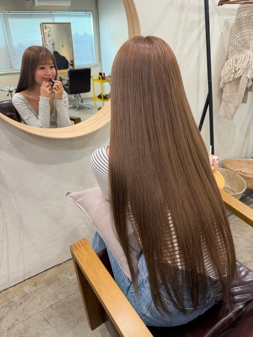 カット ＋ イルミナカラー ＋ 髪質改善トリートメント (本格ヘッドスパ付)の写真