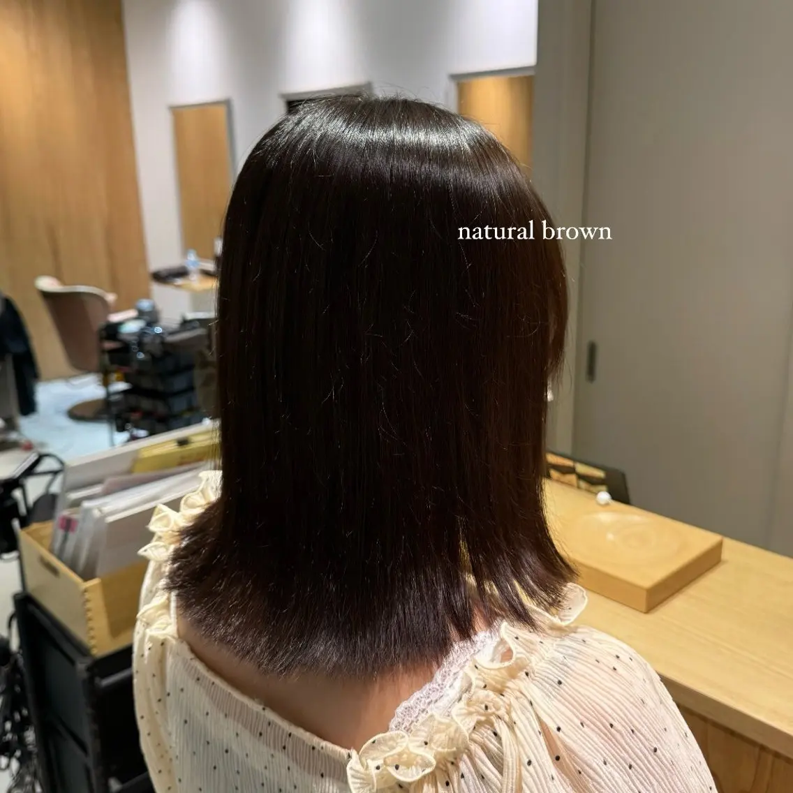 ミディアム カラー ブリーチ ブラウンカラー ナチュラルブラウン 松尾 汐莉のヘアスタイル