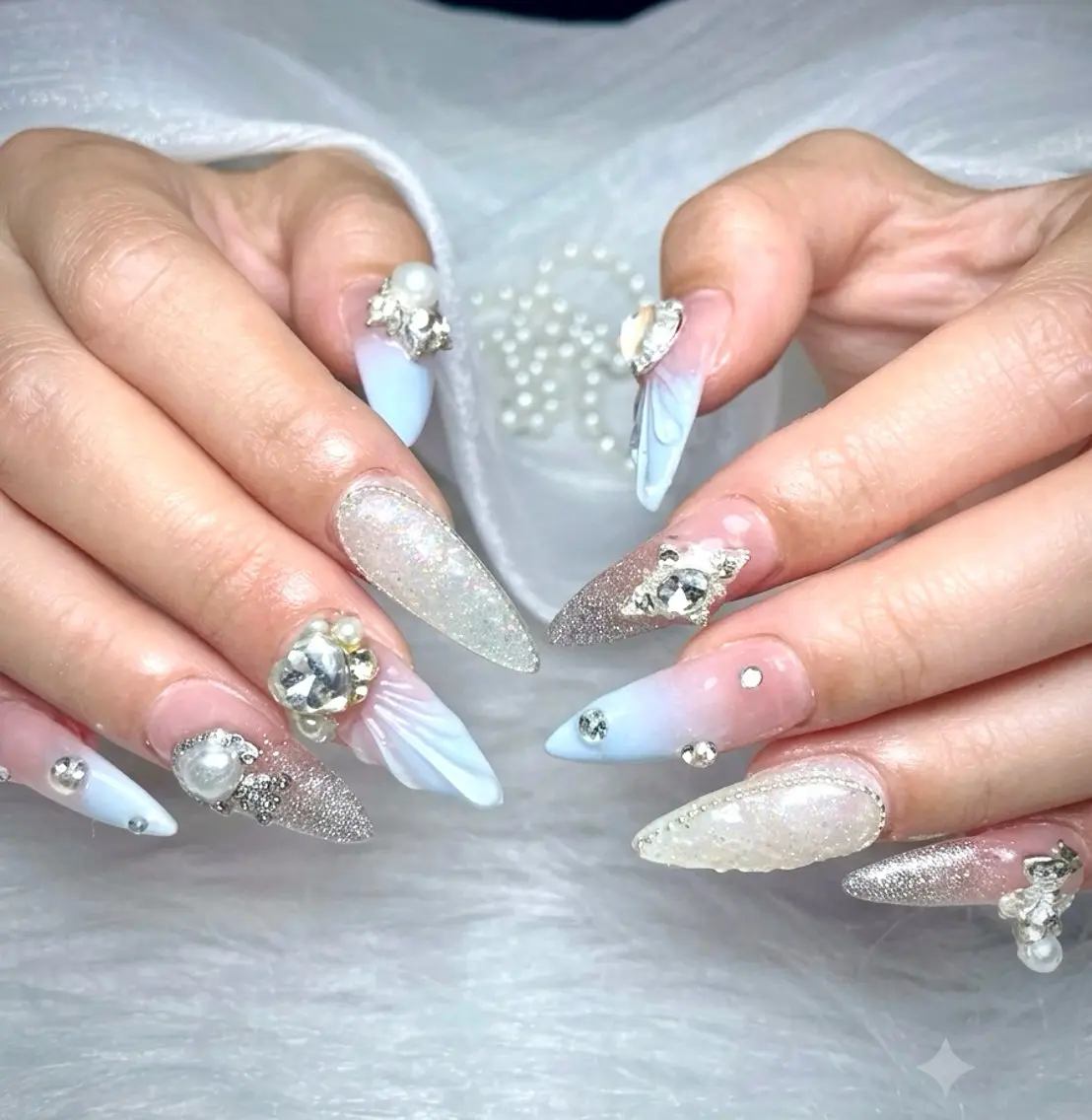ネイル キラキラネイル ストーンネイル Michan Nailのネイルデザイン