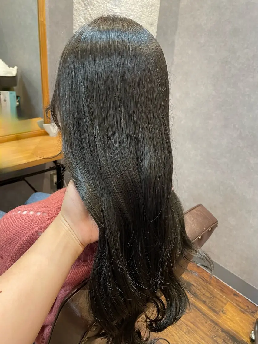 ロング カラー アッシュ ブルーカラー ブルーアッシュ カット ヘアカラー ツヤ美髪💐 髪質改善/高山愛来のヘアスタイル