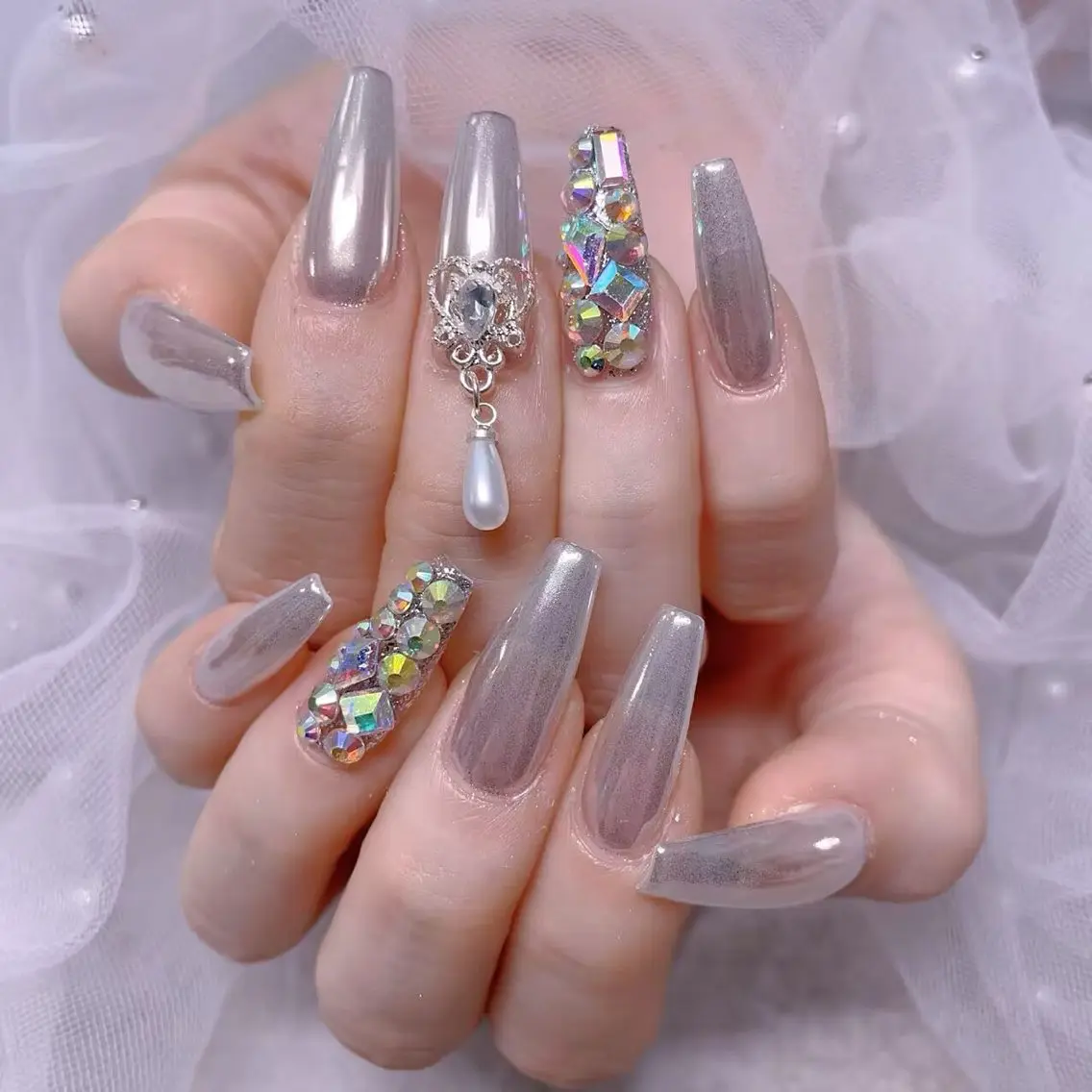 ネイル UMI ネイルサロン新宿🎀のネイルデザイン