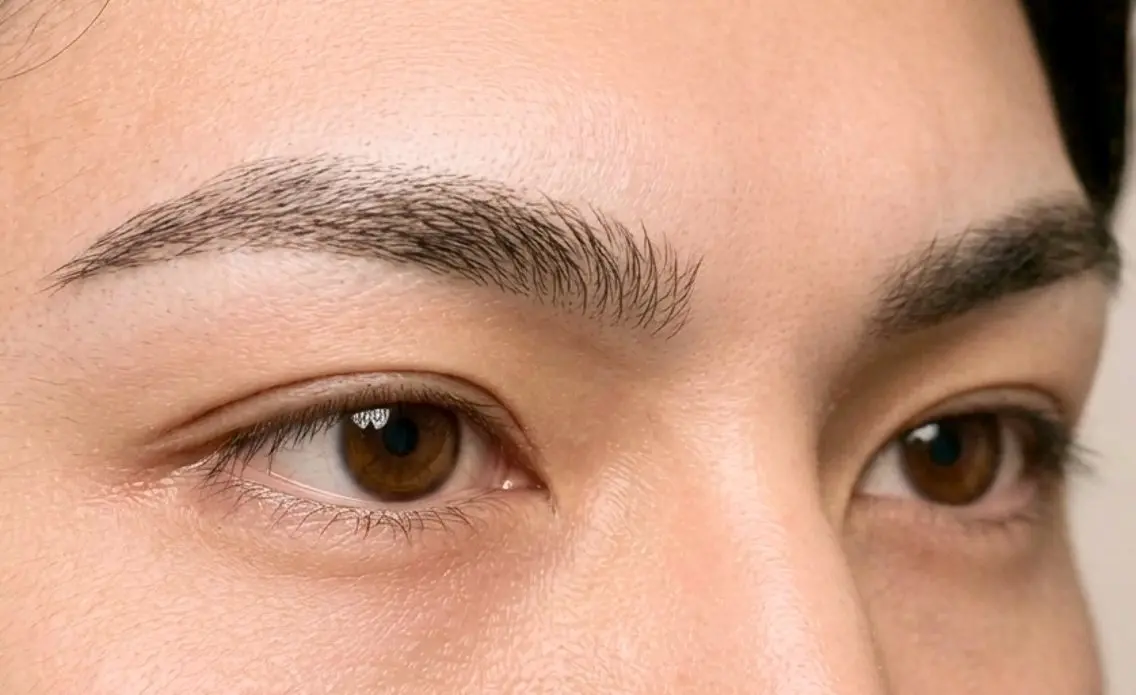 アイブロウ メンズアイブロウ 眉毛ワックス脱毛 ワックス脱毛 眉カット その他(アイブロウ) 🌿 Uni ゆかり🌿のマツエク・マツパデザイン