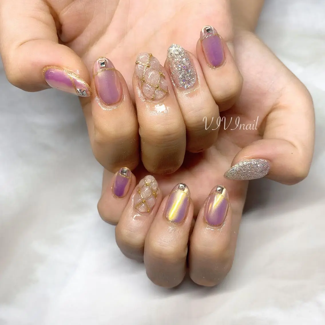 ネイル オーロラネイル ハンドネイル vivi nailのネイルデザイン