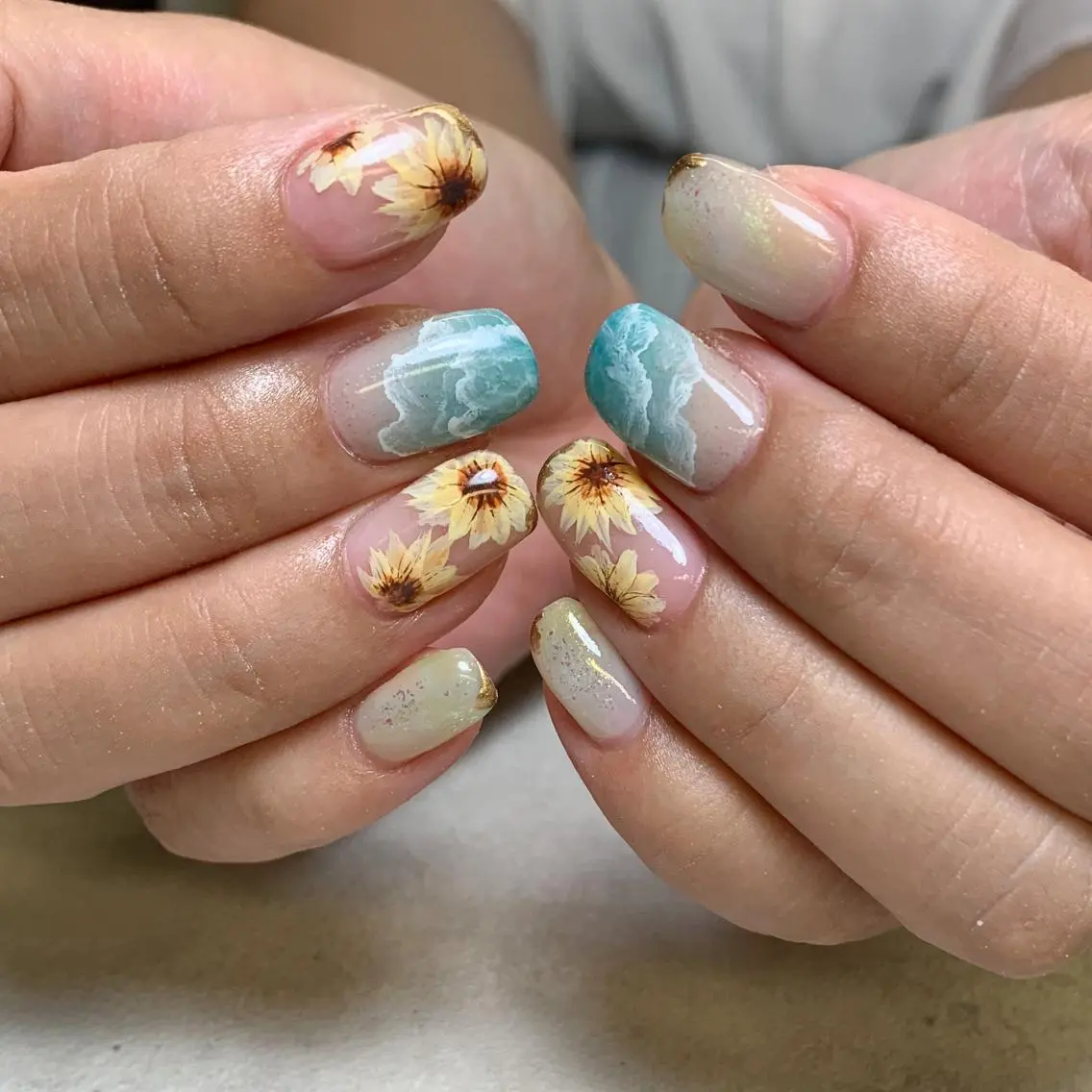 ネイル ハンドネイル FIORITURA aiのネイルデザイン